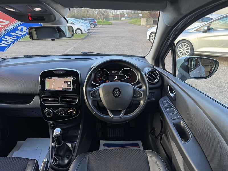 Renault 1.5 dCi Dynamique S Nav Hatchback 5dr Diesel Manual Euro 6 (s/s) (90 ps)