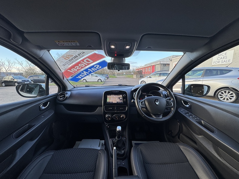 Renault 1.5 dCi Dynamique S Nav Hatchback 5dr Diesel Manual Euro 6 (s/s) (90 ps)