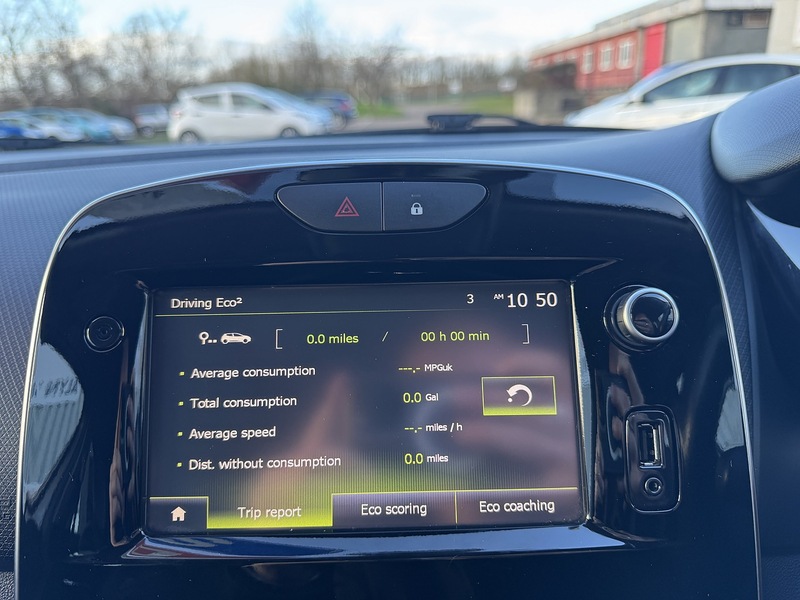 Renault 1.5 dCi Dynamique S Nav Hatchback 5dr Diesel Manual Euro 6 (s/s) (90 ps)