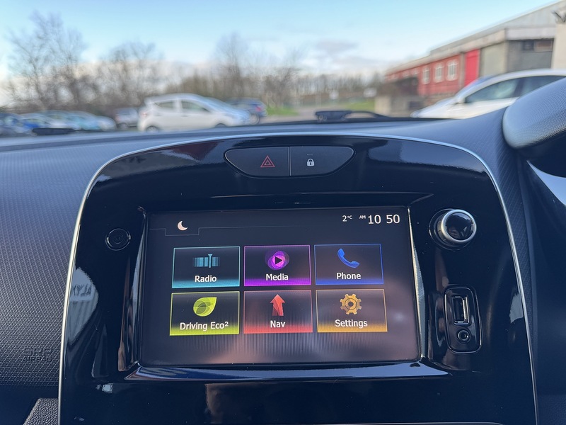 Renault 1.5 dCi Dynamique S Nav Hatchback 5dr Diesel Manual Euro 6 (s/s) (90 ps)