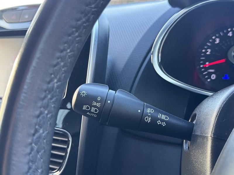 Renault 1.5 dCi Dynamique S Nav Hatchback 5dr Diesel Manual Euro 6 (s/s) (90 ps)