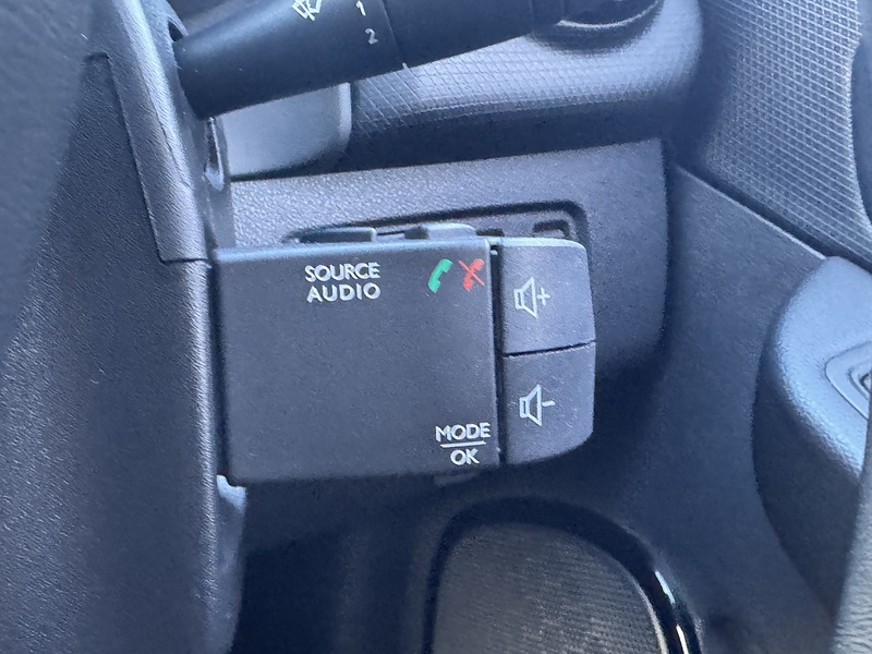 Renault 1.5 dCi Dynamique S Nav Hatchback 5dr Diesel Manual Euro 6 (s/s) (90 ps)