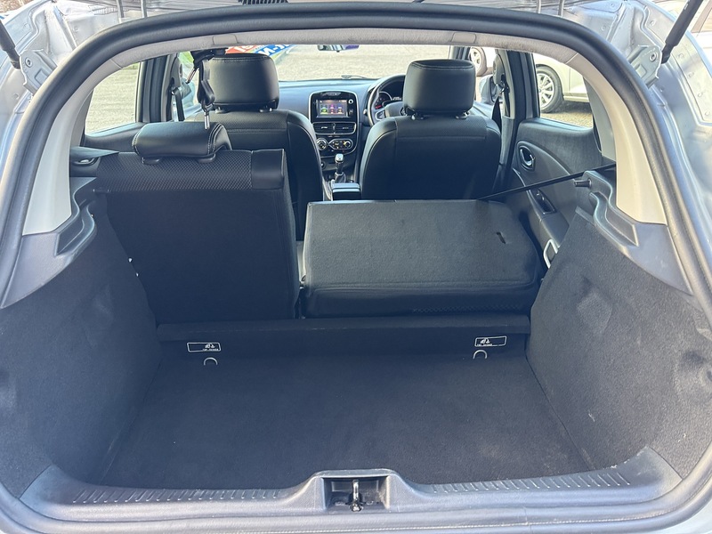 Renault 1.5 dCi Dynamique S Nav Hatchback 5dr Diesel Manual Euro 6 (s/s) (90 ps)