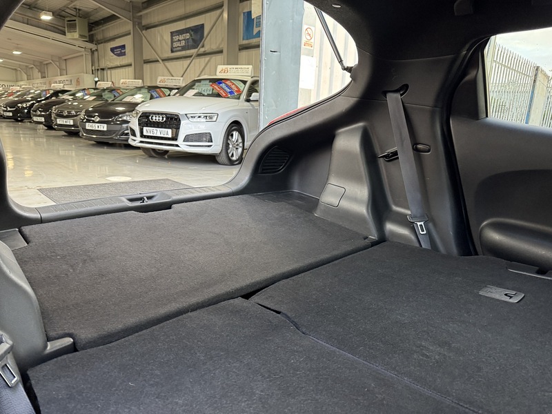 Nissan 1.2 DIG-T Tekna SUV 5dr Petrol Manual Euro 6 (s/s) (115 ps)