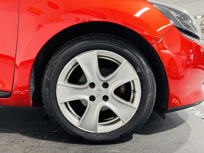 Renault 1.5 dCi Dynamique Nav Hatchback 5dr Diesel Manual Euro 6 (s/s) (90 ps)