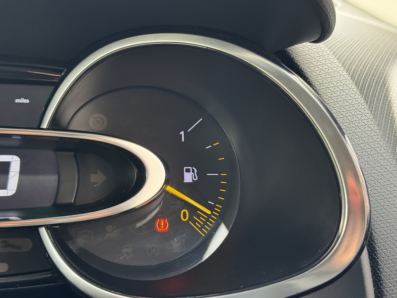 Renault 1.5 dCi Dynamique Nav Hatchback 5dr Diesel Manual Euro 6 (s/s) (90 ps)