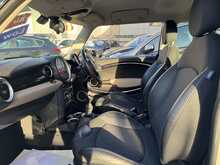 MINI Hatch One Baker Street