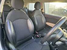 MINI Hatch One Baker Street