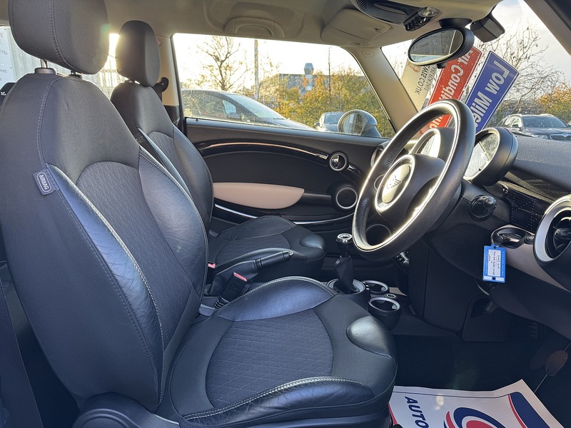 MINI 1.6 One Baker Street Hatchback 3dr Petrol Manual Euro 6 (98 ps)