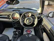 MINI Hatch One Baker Street