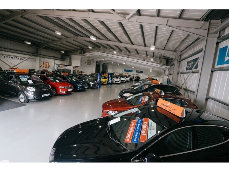 MINI 1.6 One Baker Street Hatchback 3dr Petrol Manual Euro 6 (98 ps)