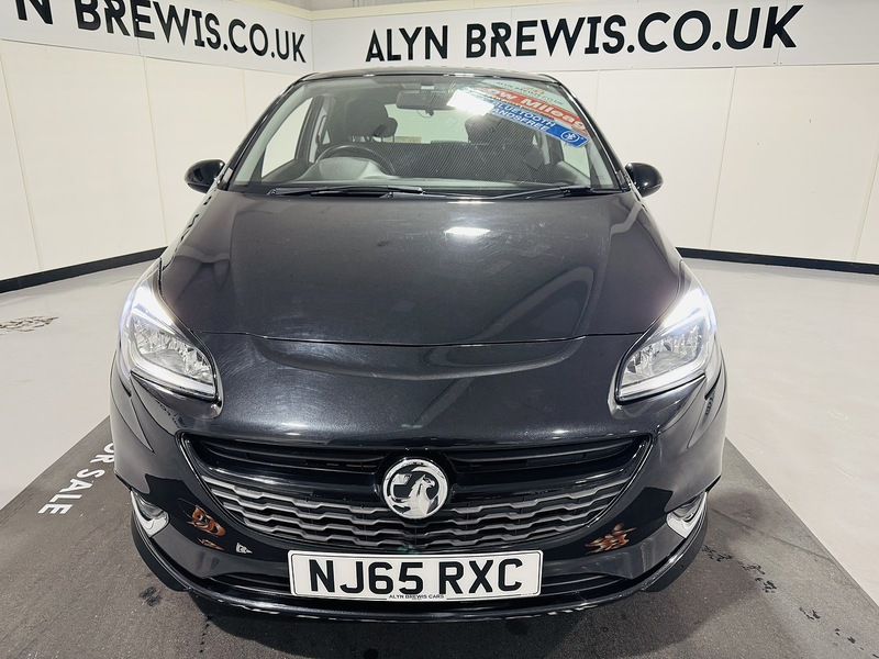 Vauxhall 1.2i Limited Edition Hatchback 3dr Petrol Manual Euro 6 (70 ps)