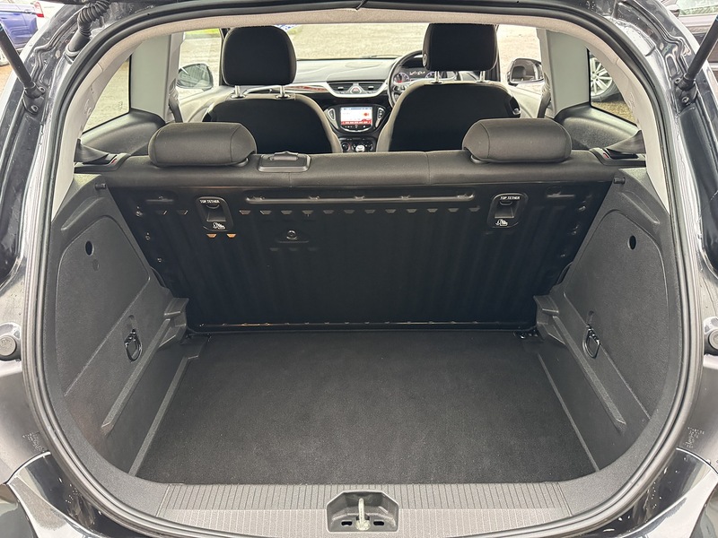 Vauxhall 1.2i Limited Edition Hatchback 3dr Petrol Manual Euro 6 (70 ps)