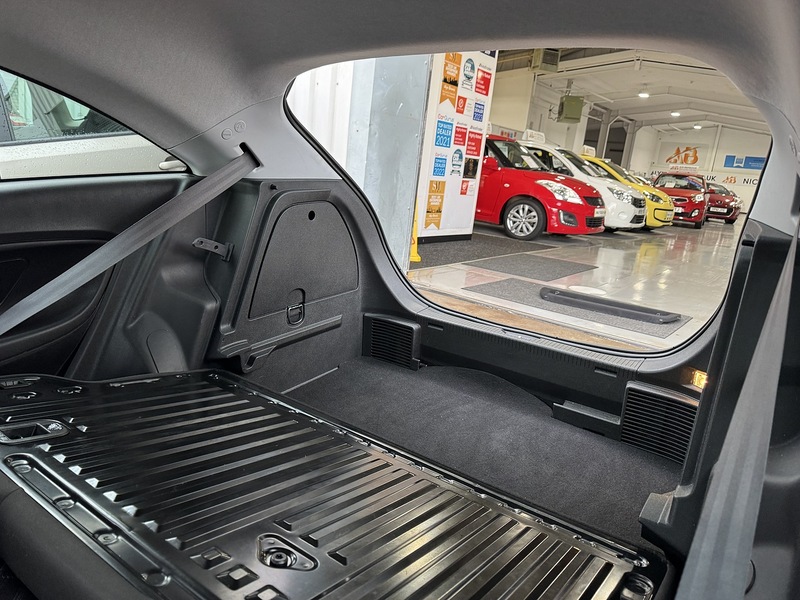 Vauxhall 1.2i Limited Edition Hatchback 3dr Petrol Manual Euro 6 (70 ps)