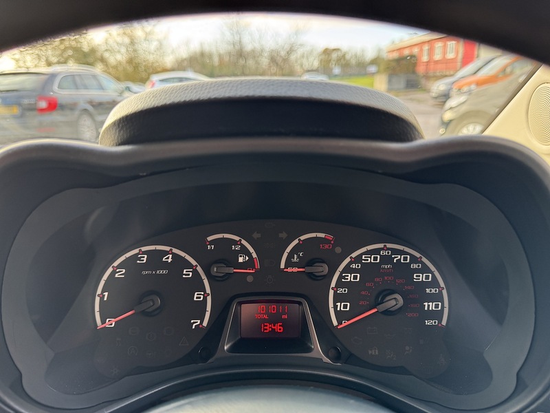 Ford 1.2 Edge Hatchback 3dr Petrol Manual Euro 5 (s/s) (69 ps)