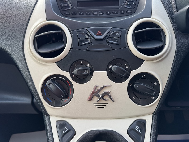 Ford 1.2 Edge Hatchback 3dr Petrol Manual Euro 5 (s/s) (69 ps)