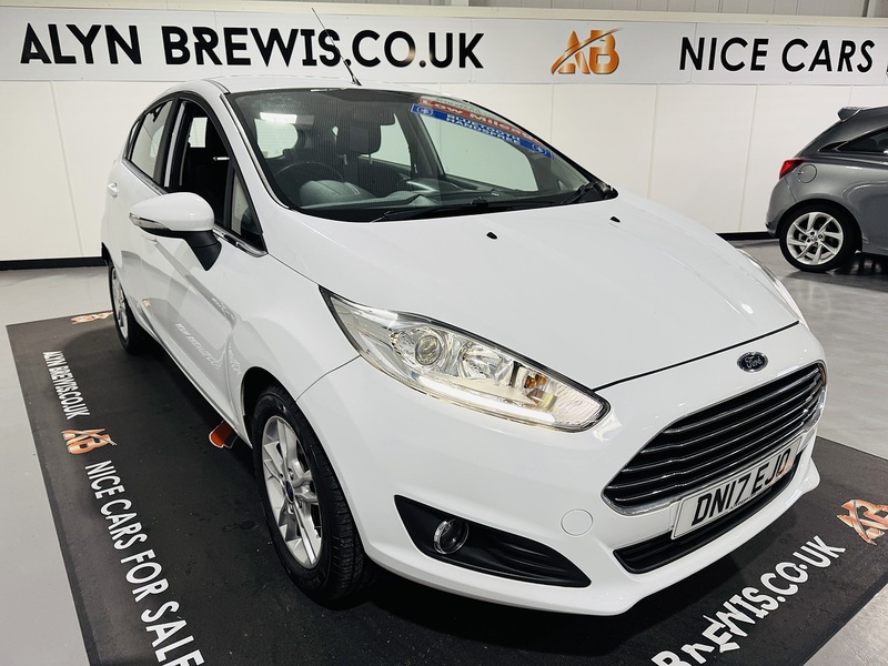 Ford 1.0T EcoBoost Zetec Hatchback 5dr Petrol Manual Euro 6 (s/s) (100 ps)