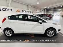 Ford Fiesta T EcoBoost Zetec NAV