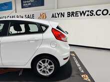 Ford Fiesta T EcoBoost Zetec NAV