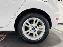 Ford Fiesta T EcoBoost Zetec NAV