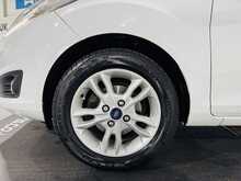 Ford Fiesta T EcoBoost Zetec NAV