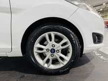 Ford Fiesta T EcoBoost Zetec NAV