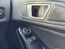 Ford Fiesta T EcoBoost Zetec NAV