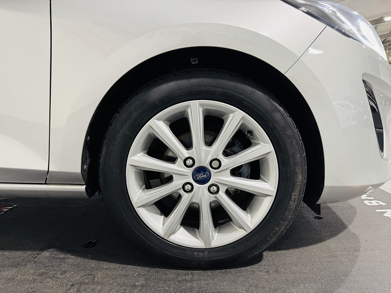 Ford 1.0T EcoBoost Titanium Hatchback 3dr Petrol Manual Euro 6 (s/s) (100 ps)