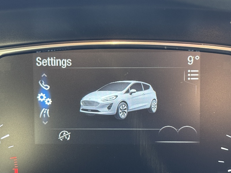 Ford 1.0T EcoBoost Titanium Hatchback 3dr Petrol Manual Euro 6 (s/s) (100 ps)