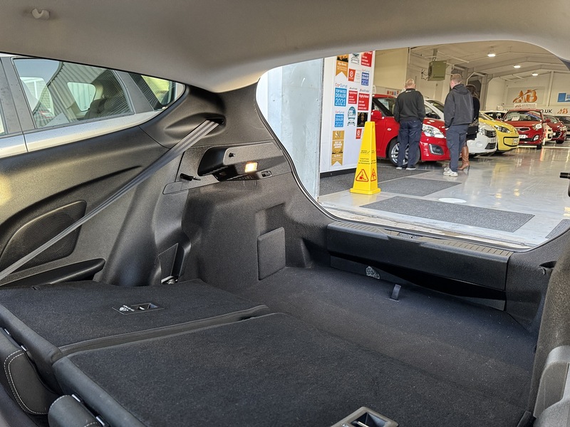 Ford 1.0T EcoBoost Titanium Hatchback 3dr Petrol Manual Euro 6 (s/s) (100 ps)