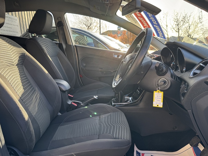 Ford 1.0T EcoBoost Titanium Hatchback 5dr Petrol Manual Euro 6 (s/s) (125 ps)