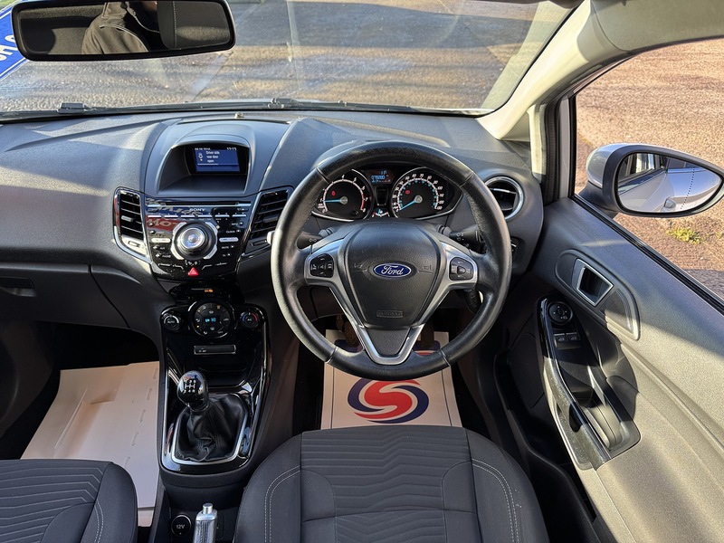 Ford 1.0T EcoBoost Titanium Hatchback 5dr Petrol Manual Euro 6 (s/s) (125 ps)