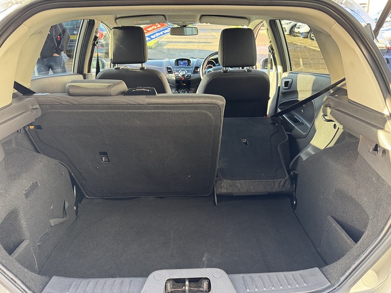 Ford 1.0T EcoBoost Titanium Hatchback 5dr Petrol Manual Euro 6 (s/s) (125 ps)