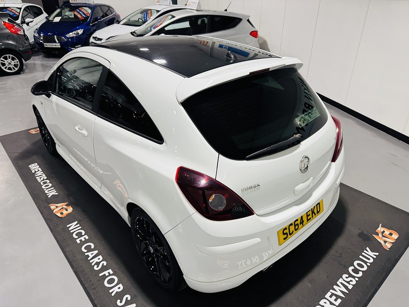 Vauxhall 1.2 16V Limited Edition Hatchback 3dr Petrol Manual Euro 5 (85 ps)