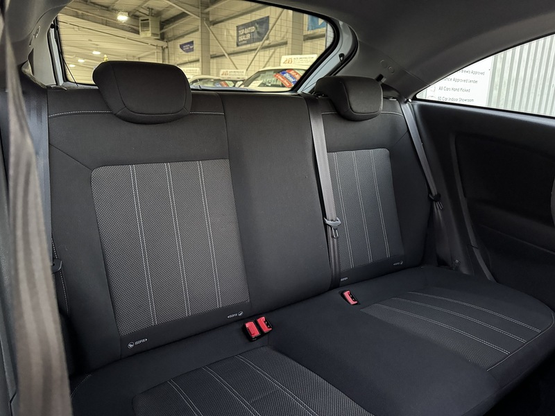 Vauxhall 1.2 16V Limited Edition Hatchback 3dr Petrol Manual Euro 5 (85 ps)