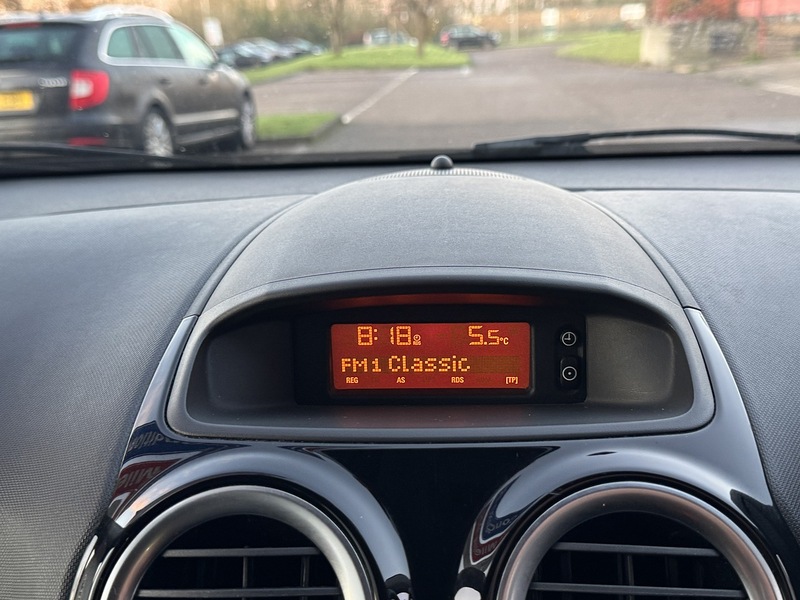 Vauxhall 1.2 16V Limited Edition Hatchback 3dr Petrol Manual Euro 5 (85 ps)