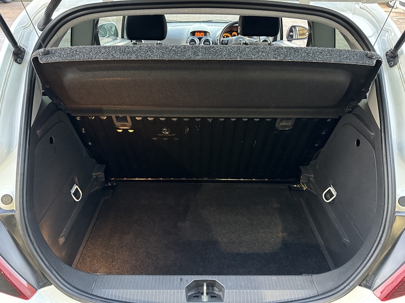 Vauxhall 1.2 16V Limited Edition Hatchback 3dr Petrol Manual Euro 5 (85 ps)