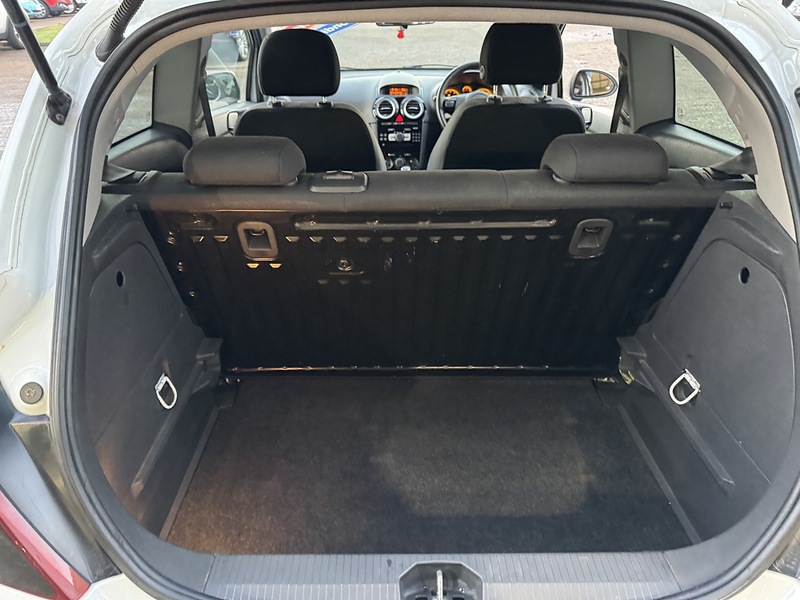 Vauxhall 1.2 16V Limited Edition Hatchback 3dr Petrol Manual Euro 5 (85 ps)