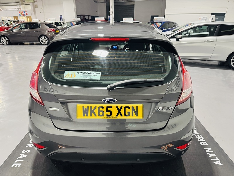 Ford 1.0T EcoBoost Zetec Hatchback 5dr Petrol Manual Euro 6 (s/s) (100 ps)