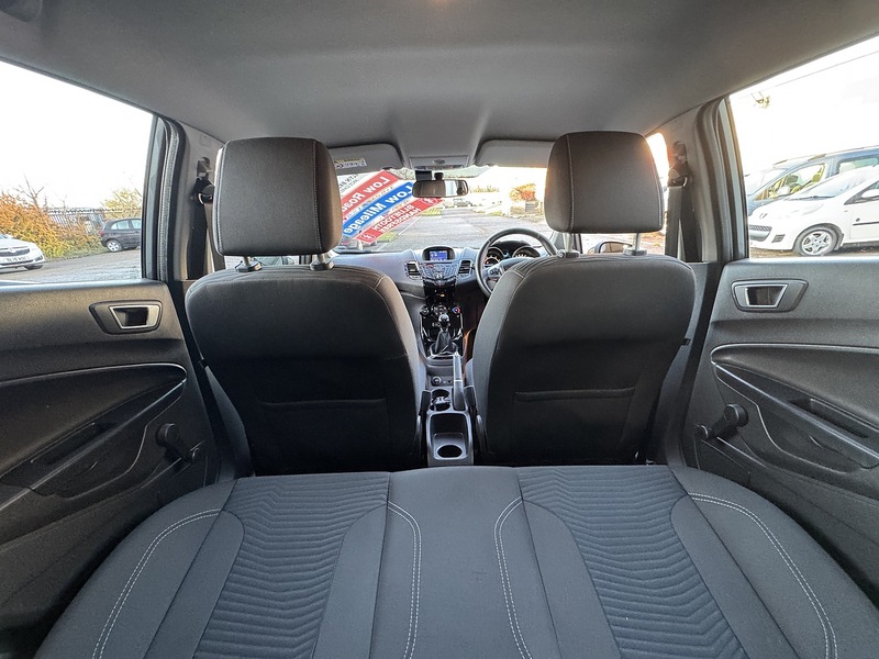 Ford 1.0T EcoBoost Zetec Hatchback 5dr Petrol Manual Euro 6 (s/s) (100 ps)