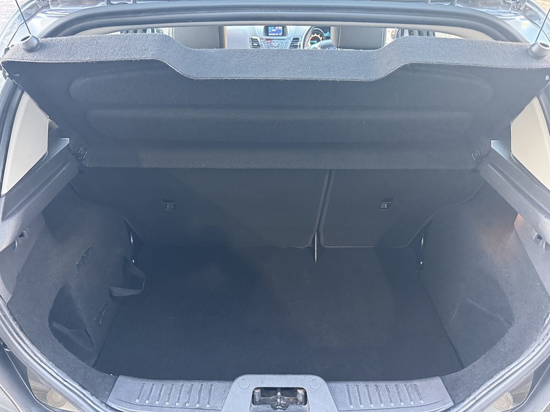 Ford 1.0T EcoBoost Zetec Hatchback 5dr Petrol Manual Euro 6 (s/s) (100 ps)