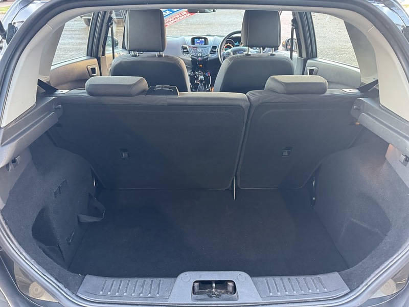 Ford 1.0T EcoBoost Zetec Hatchback 5dr Petrol Manual Euro 6 (s/s) (100 ps)