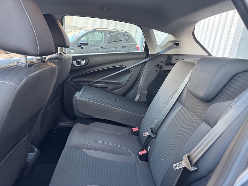 Ford 1.0T EcoBoost Zetec Hatchback 5dr Petrol Manual Euro 6 (s/s) (100 ps)