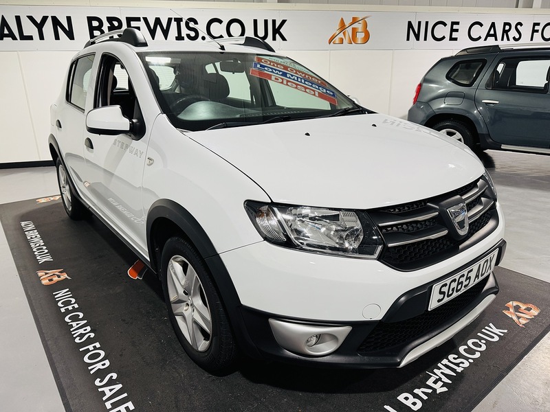 Dacia 1.5 dCi Laureate Hatchback 5dr Diesel Manual Euro 6 (s/s) (90 ps)