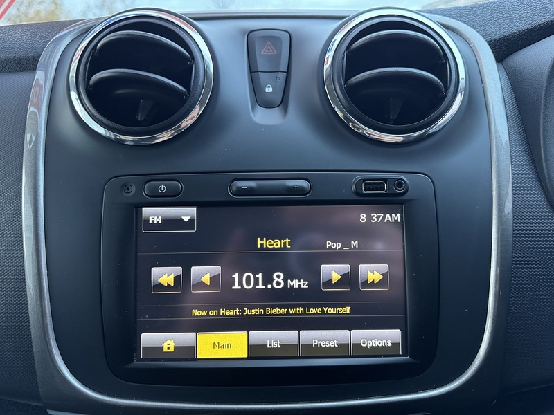 Dacia 1.5 dCi Laureate Hatchback 5dr Diesel Manual Euro 6 (s/s) (90 ps)