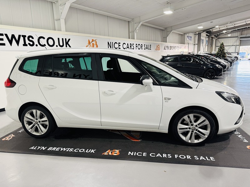 Vauxhall 2.0 CDTi SRi MPV 5dr Diesel Auto Euro 5 (165 ps)