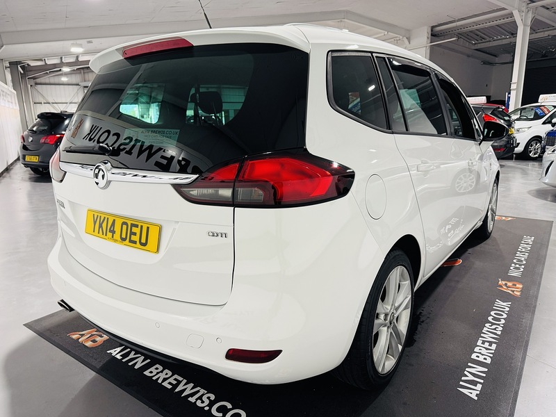 Vauxhall 2.0 CDTi SRi MPV 5dr Diesel Auto Euro 5 (165 ps)