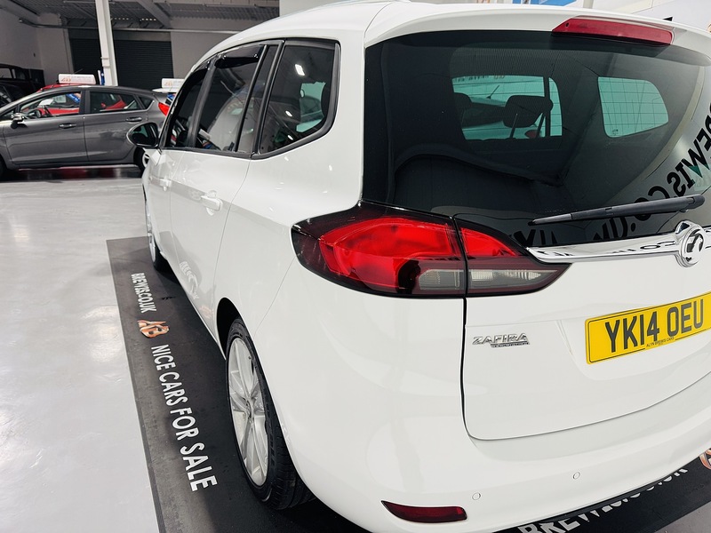 Vauxhall 2.0 CDTi SRi MPV 5dr Diesel Auto Euro 5 (165 ps)