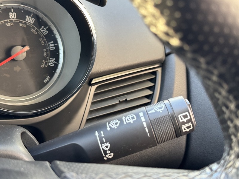 Vauxhall 2.0 CDTi SRi MPV 5dr Diesel Auto Euro 5 (165 ps)