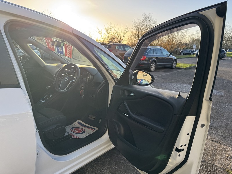 Vauxhall 2.0 CDTi SRi MPV 5dr Diesel Auto Euro 5 (165 ps)